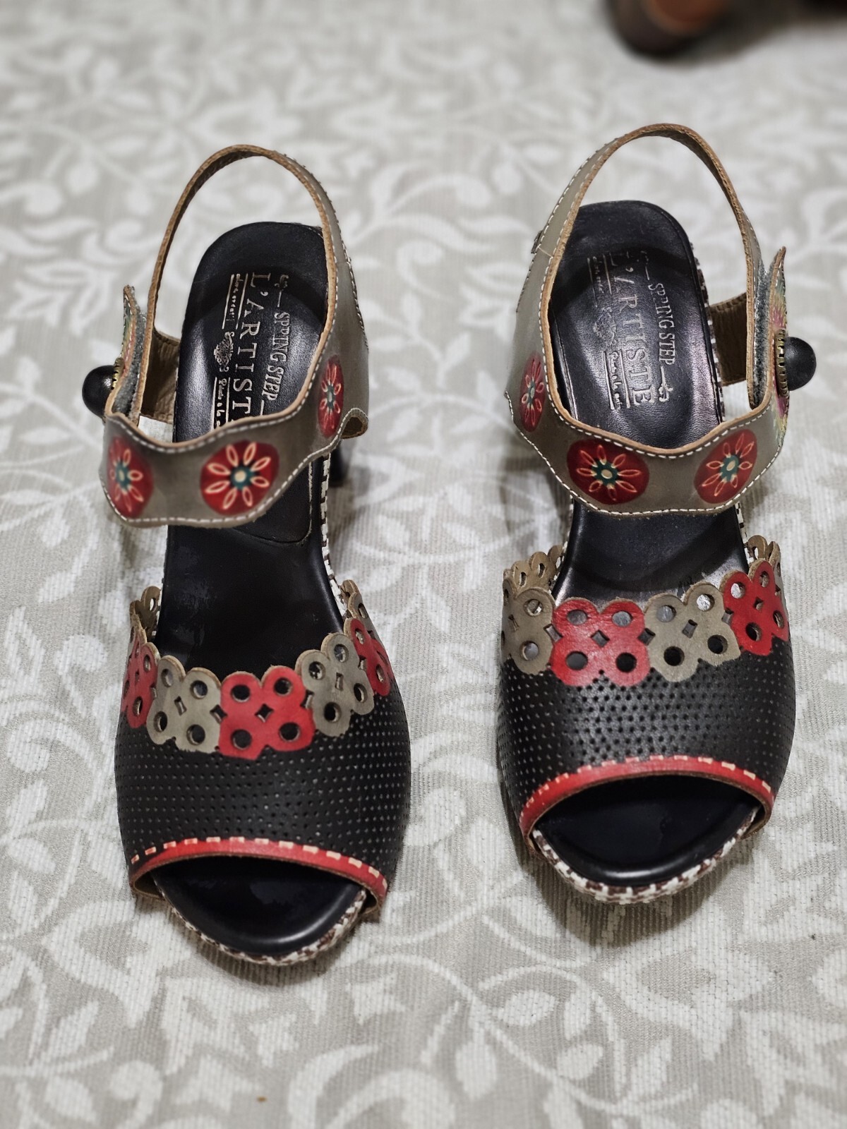 L’Artiste Spring Step Women’s Leather Heels/ Sandals Size 39/ 8.5