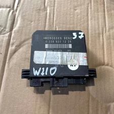 Mercedes-Benz W210 Right Side Door Control Unit 2088201226