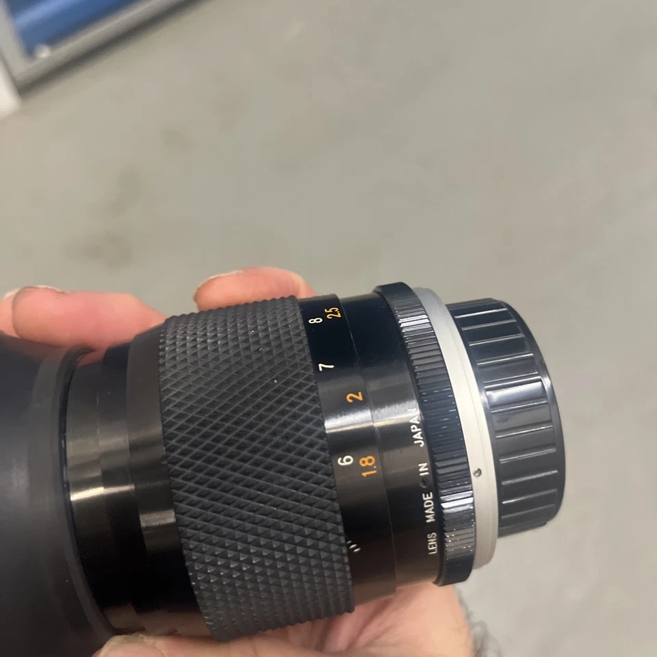 Bonita lente automática YUS 135 mm f/2,8 para Contax, montaje Yashica C/Y con estuche Foto 4 de 4