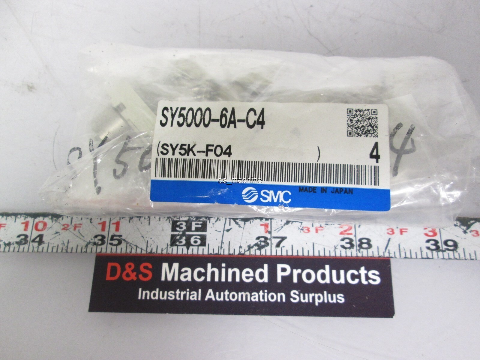 Lot of 4 New SMC SY5000-6A-C4 One Touch Valve Port Assemblies 4mm