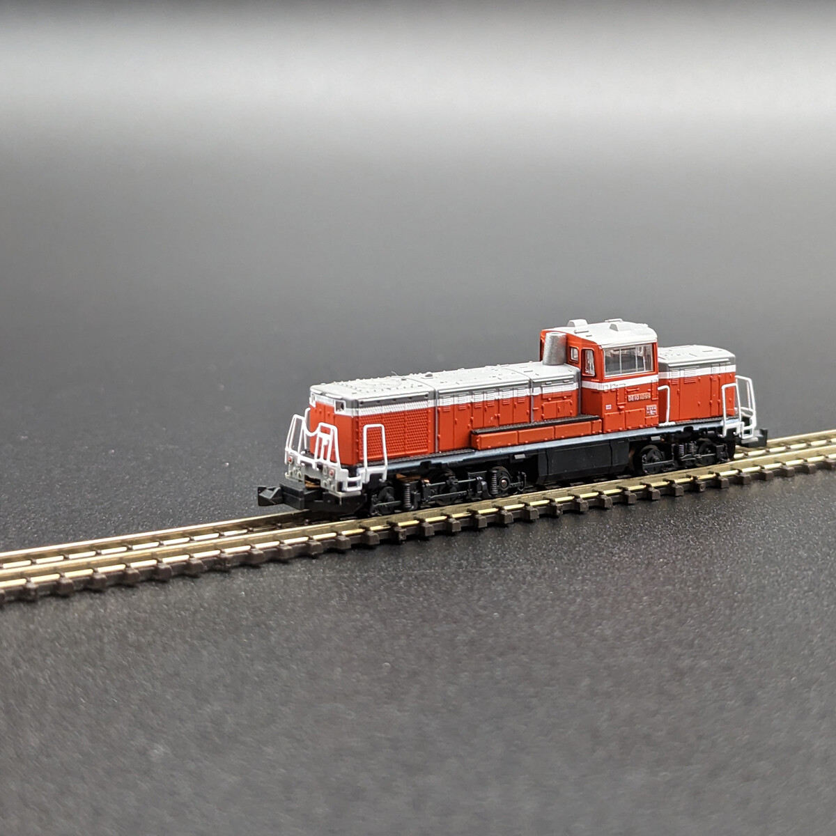 Rokuhan T012-10 (Z) - DE10-1099 Diesel Locomotive (Tobu DL Taiju)