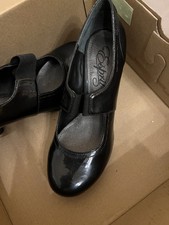 Damenschuhe/ Kinderschuh  Größe 36, der Schuh für jedes Kommunionskleid , 