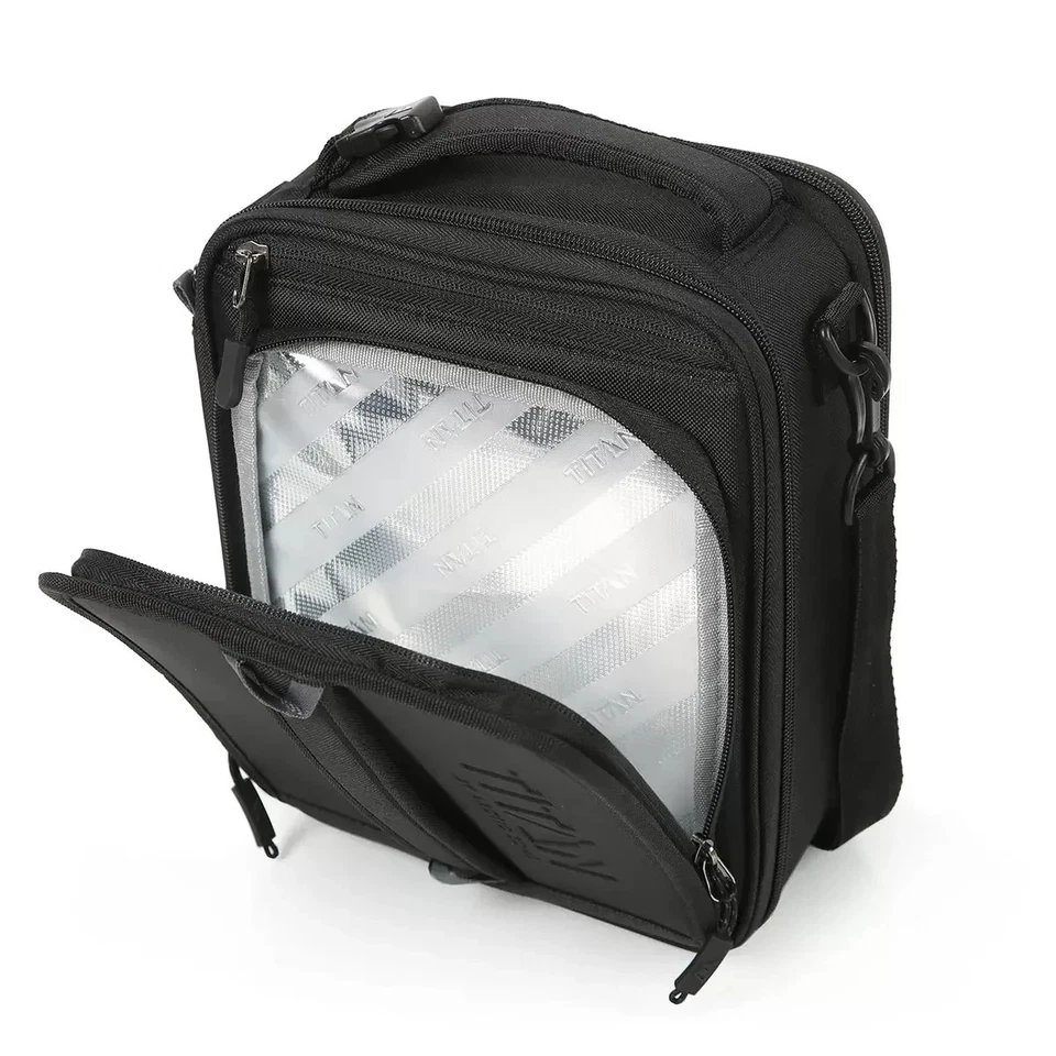 Bolsa de almuerzo expandible aislada Titan, negra Foto 4 de 4