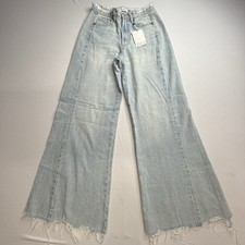 Women s Zara NWT Wide Leg Light Wash Distressed Jeans Gorpcore Denim 32