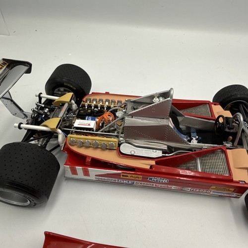 Exoto 1:18 Ferrari 312 t4 Jody Schecter 1979 con firma sull'auto - Foto 15 di 24
