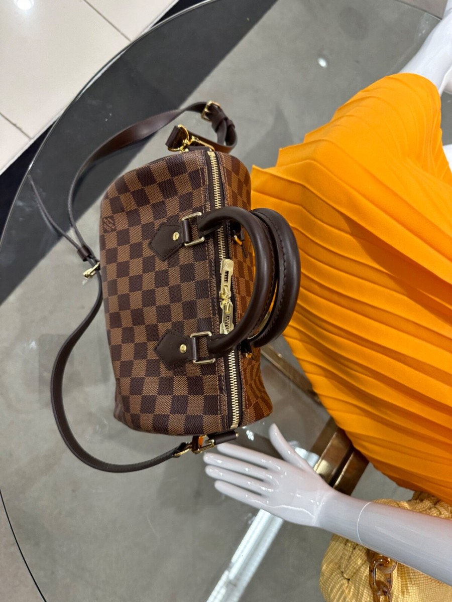 Louis Vuitton ダッフルバッグ ブラウン Louis Vuitton Duffle Bag Monogram Brown in Coated Canvas
