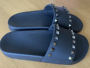 womens black valentino sliders