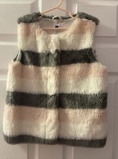 Janie and jack girls faux fur vest, size 7-8
