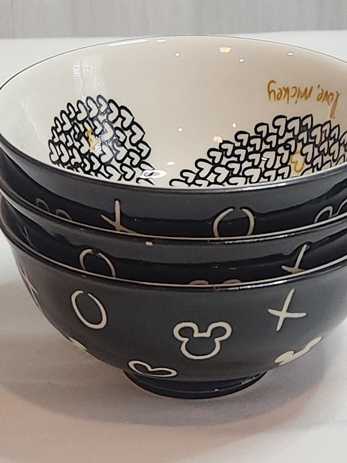 Disney LOVE MICKEY Set of 3 Heart Rice Cereal Ice Cream Bowls Black White Gold