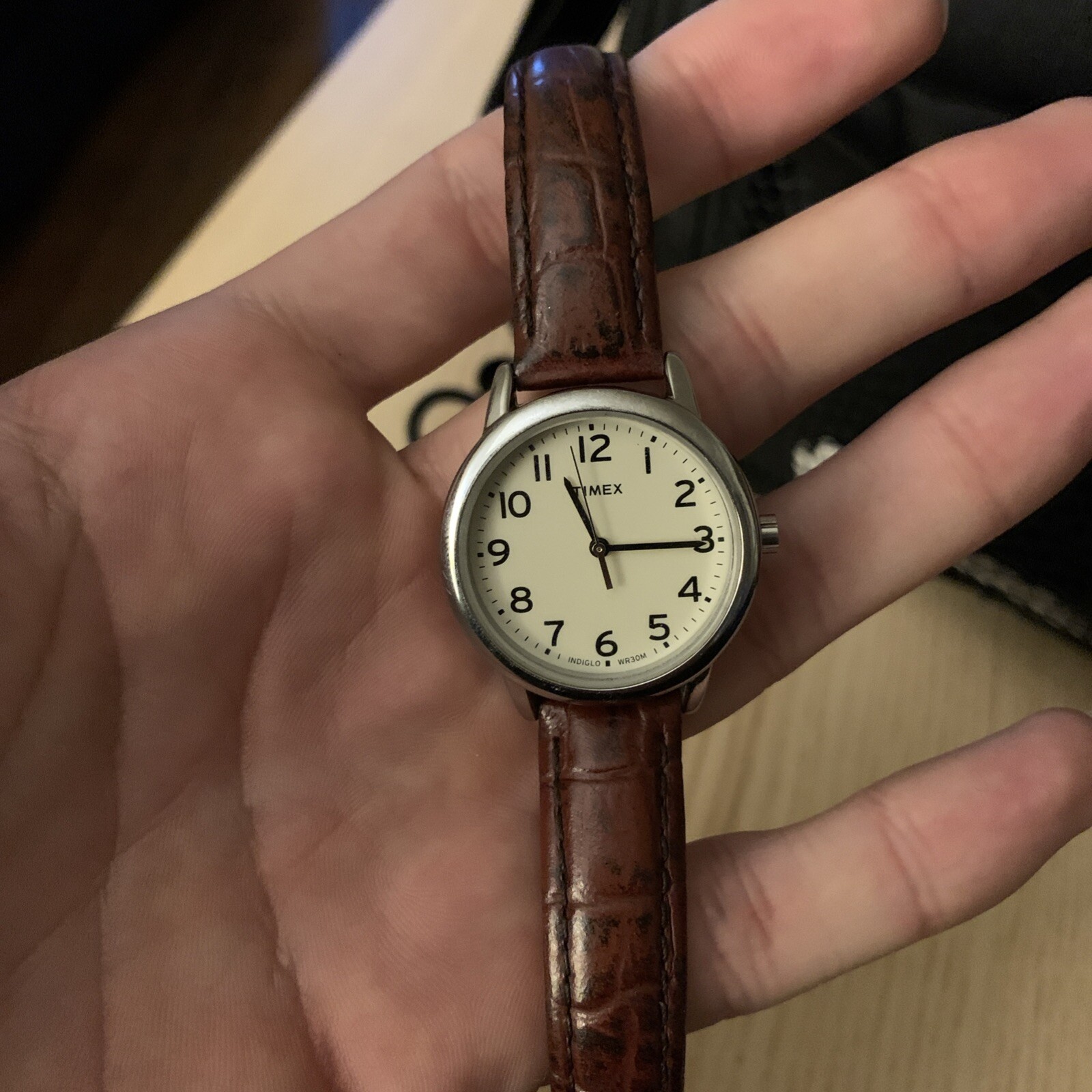 Timex Indiglo Leather Strap Quartz Analog Watch WR30M Battery-Free