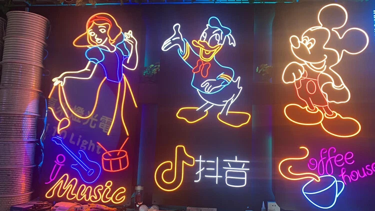 Custom 12V Flexible Waterproof Neon Lights Silicone Tube LED Strip 5m Lamp Bar - Image 2 of 4