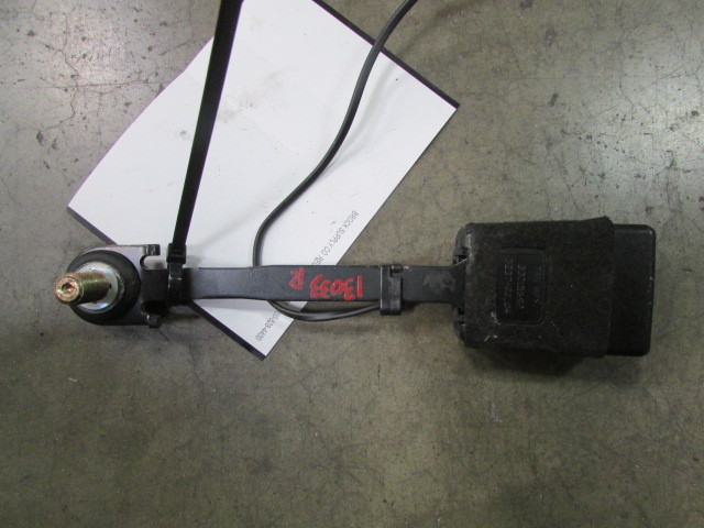 Maserati Quattroporte, RH, Right Front Seat Belt Receiver, Used, P/N  67672600