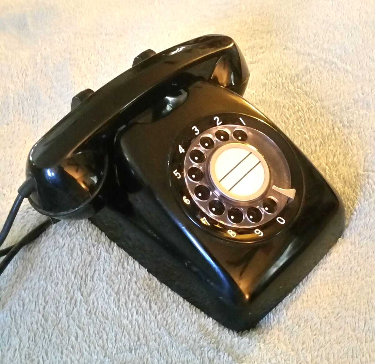 スマートフォン本体 Ronald Glenn Oronea スマートフォン本体 Ronald Glenn Oronea スマートフォン本体 Ronald