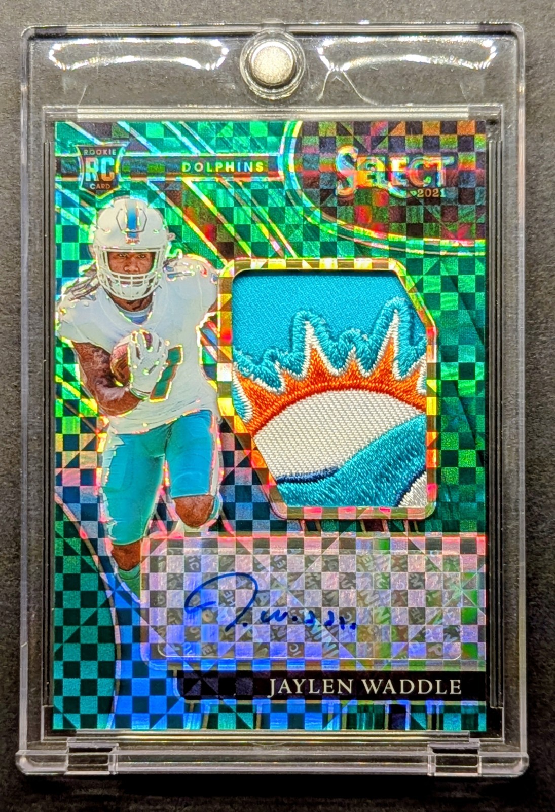 JAYLEN WADDLE Rookie Auto 2021 Select Green Power Prizm Logo Patch SSP /5 RPA