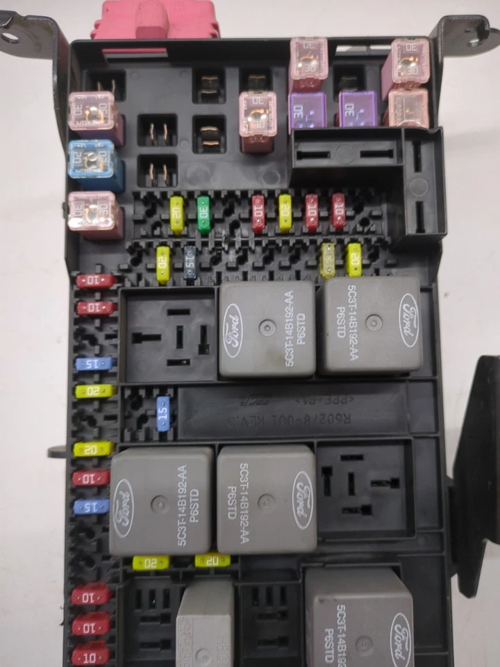 05-07 FORD F250 F350 6,0 л дизельный сверхпрочный предохранитель впрыск BCM 6C3T-14A067-BD - Изображение 2 из 4