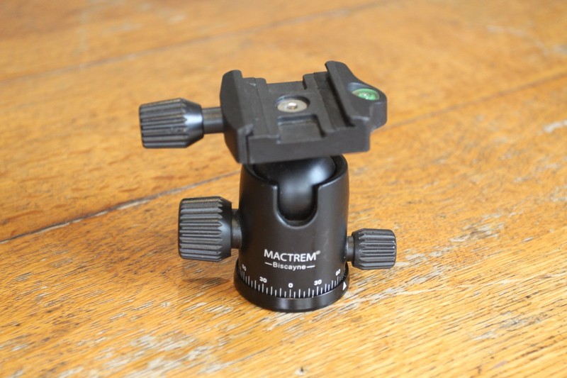 Arca Swiss type photo ball head, QR top clamp