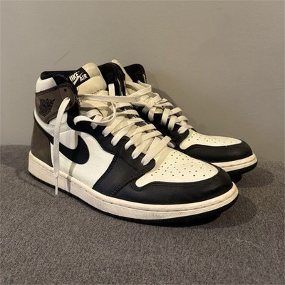 Nike Air Jordan 1 Retro High OG Dark Mocha Men's High-Top Sneakers 555088-105