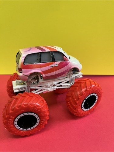 PERSONALIZZATO Disney Pixar Cars MONSTER TRUCK Claire Gunz’er - Foto 5 di 5
