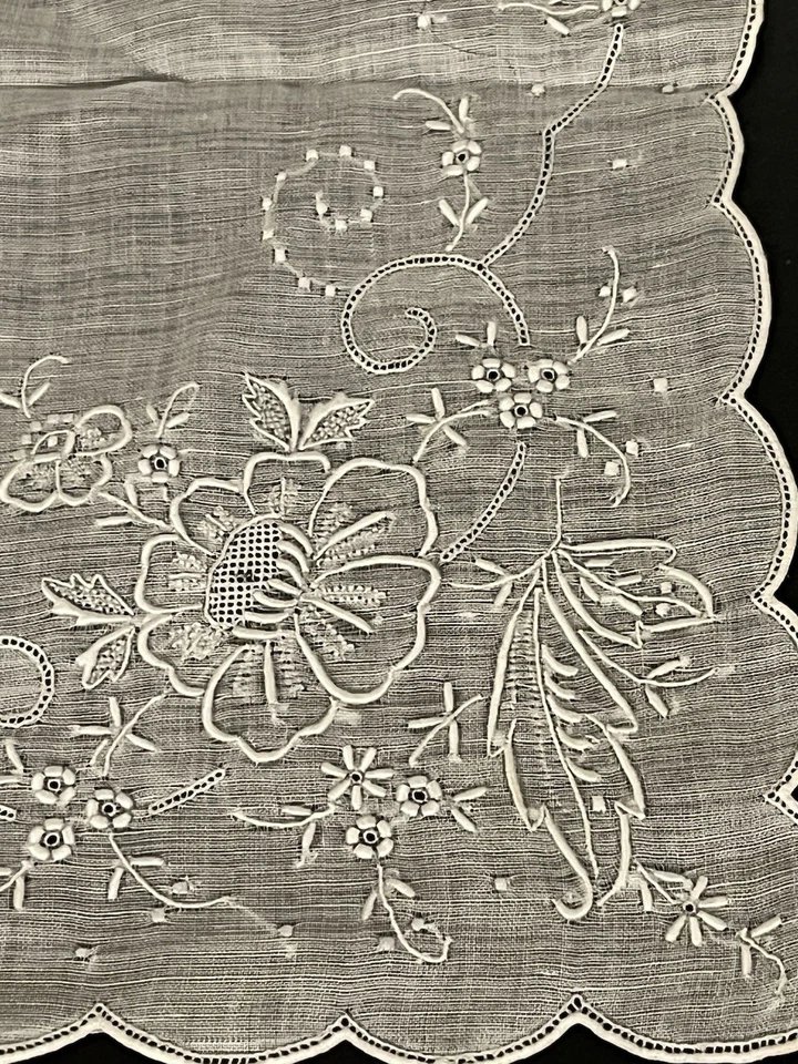 Pañuelo de boda vintage blanco Madeira muy bordado Foto 2 de 4