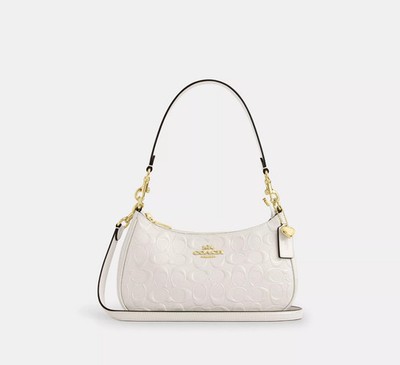 NWT Coach Teri Shoulder Bag In Signature Leather With Heart Charm