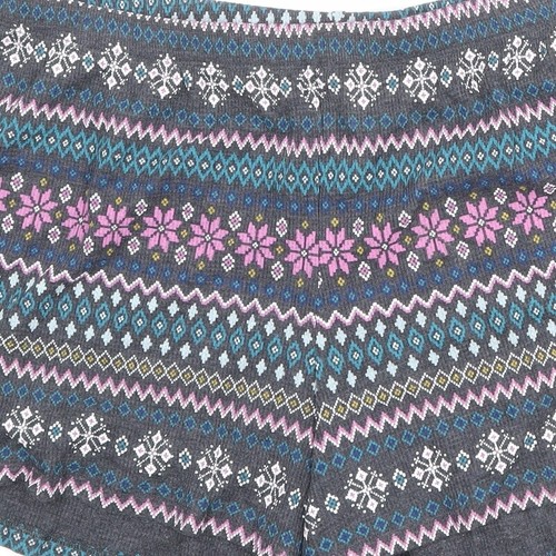 Marks and Spencer Womens Fair Isle Polyester Blend Shorts Size W38 - Picture 8 of 10