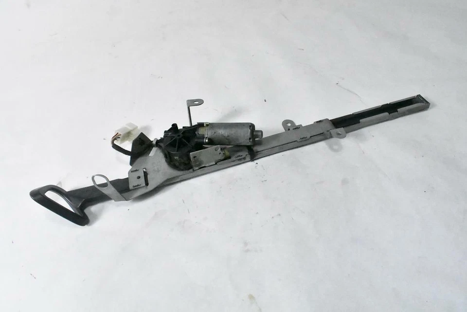 03-09 Mercedes W209 CLK500 CLK550 Seat Belt Feeder Motor Front Right Black OEM - Image 3 of 4