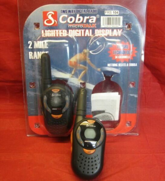 Cobra FRS104 Micro Talk Walkie Talkie Set 2-way Radios Charging Base