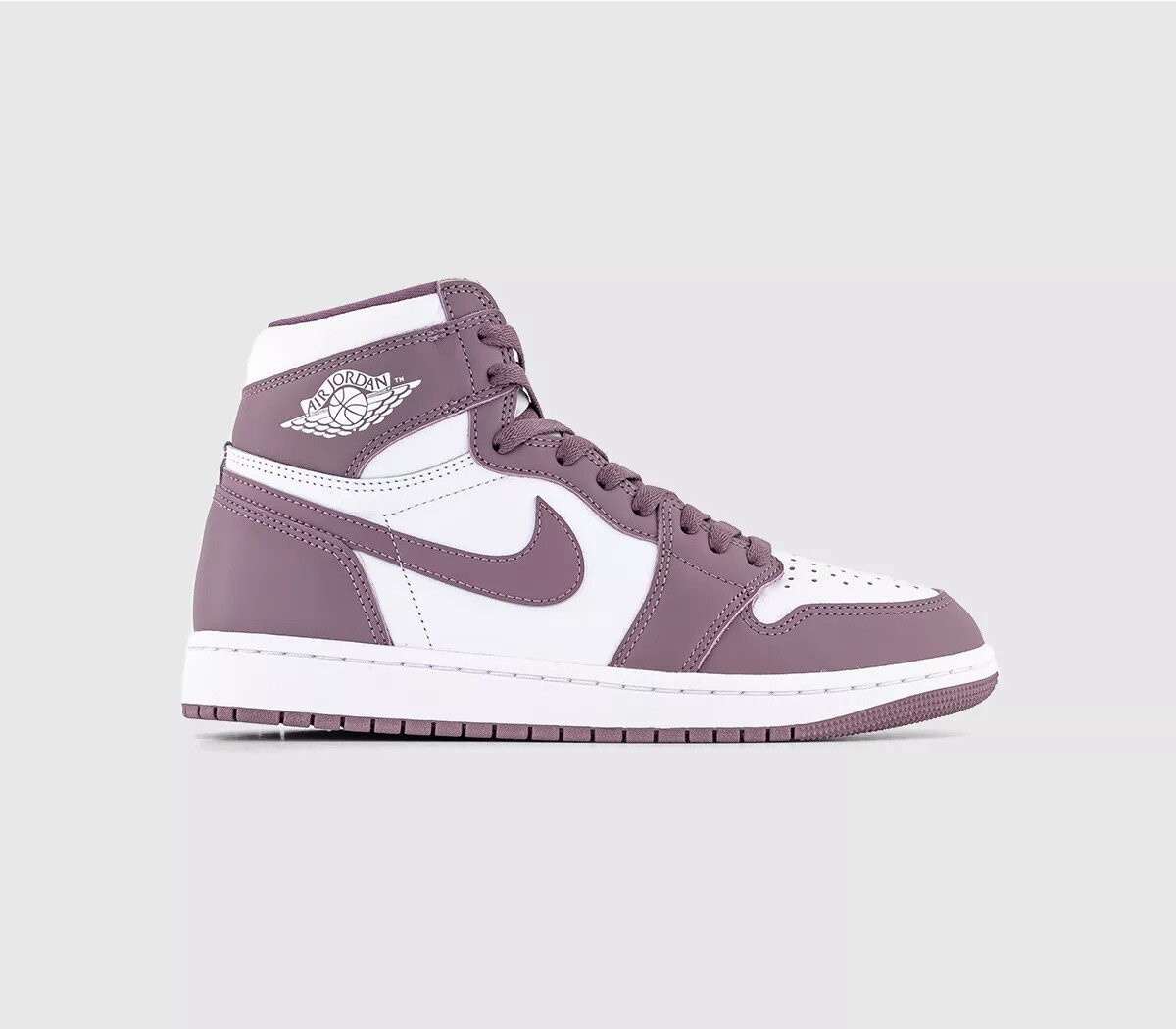 air jordan 1 mid 45.5