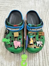 NWT Minecraft x Crocs Classic Clogs featuring specialized Jibbitz charms Size 4