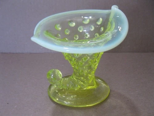 Fenton Yellow Opalescent Hobnail Glass Cornucopia Horn of Plenty Vase
