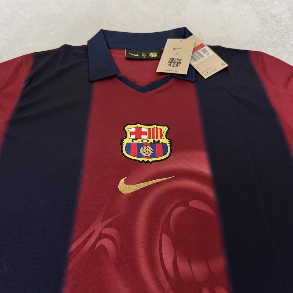 Polo Barcelona Travis Scott Edición Conjunta 2025/2026 talla L, Nuevo con etiquetas Foto 2 de 4