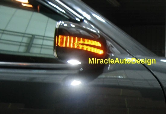 DOS CUBIERTAS DE ESPEJO TIPO FLECHA LED PLATEADAS PARA MERCEDES BENZ W203 CLASE C 2000-2007 Foto 4 de 4
