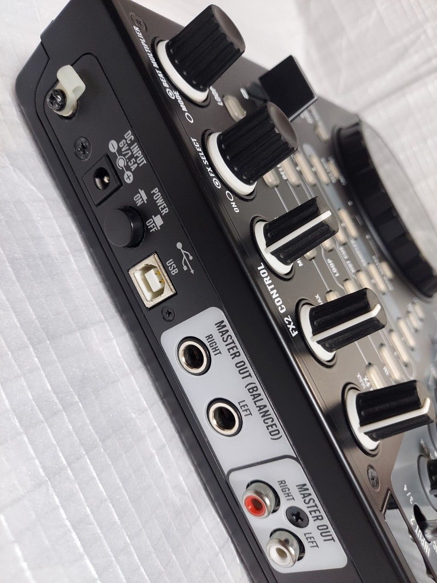 stanton DJC.4 PCDJコントローラー 、バッグ付き Review: Stanton DJC.4 Controller - DJ TechTools