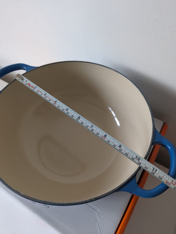 Le Creuset Marseille Blue Cast Iron Round Casserole Soup Pot 26cm BNIB