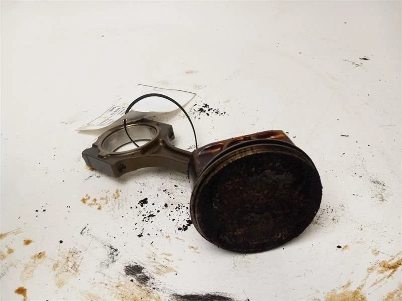 Cadillac CTS 2007 pistón Foto 2 de 4