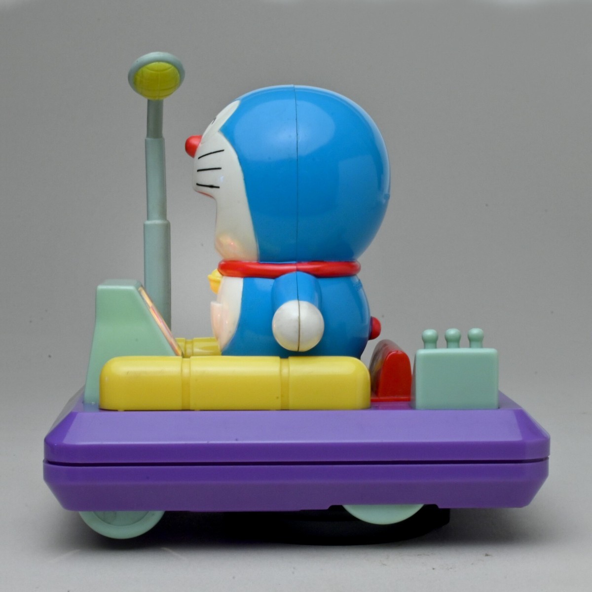 Collectible Toy: Banpresto 75570 (Japan) – Doraemon Time Machine