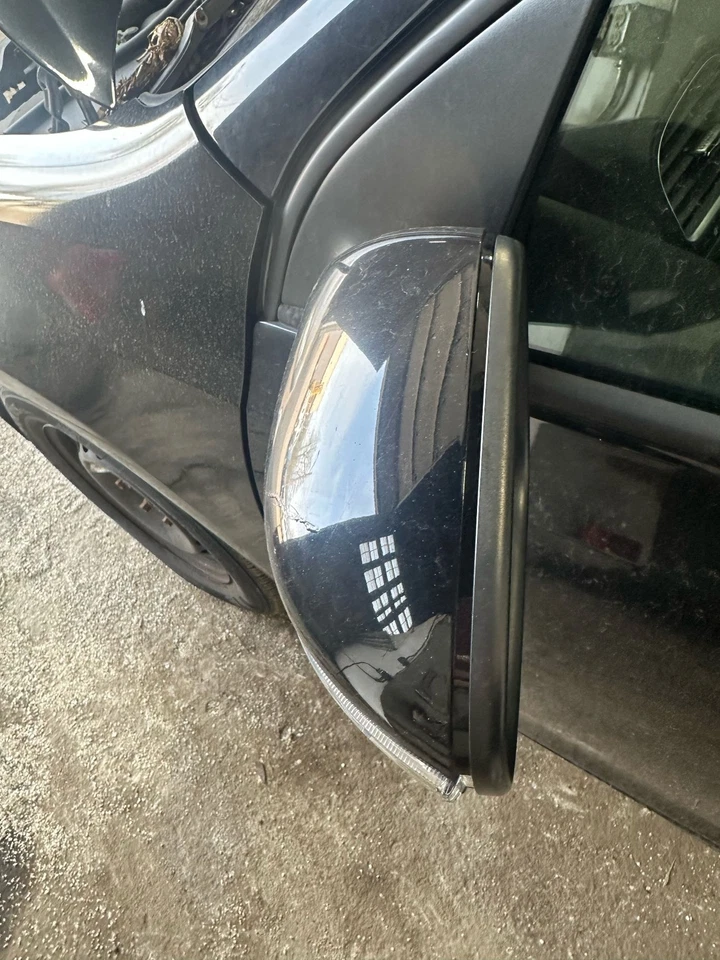 Espelho de porta esquerda usado serve: 2012 Volkswagen Golf Power exc. Homem aquecido City Htbk - Imagem 4 de 4