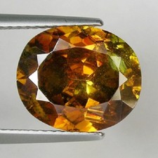 Sphalérite brillante en ovale facetté de 6,04Cts