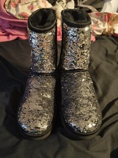UGG Classic Short Women's Size 7 Sequin Bling Black/Silver Fur Winter Boots