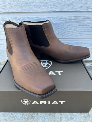 Ariat Booker Ultra Square Toe Mens Size 9 D Oily Distressed Tan Chelsea Boots