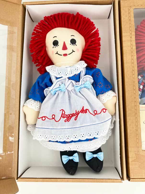 Classic Raggedy Ann & Andy Dolls W/COA By JONI GRUELLE Classic Raggedy Ann & Andy Dolls W/COA By JONI GRUELLE