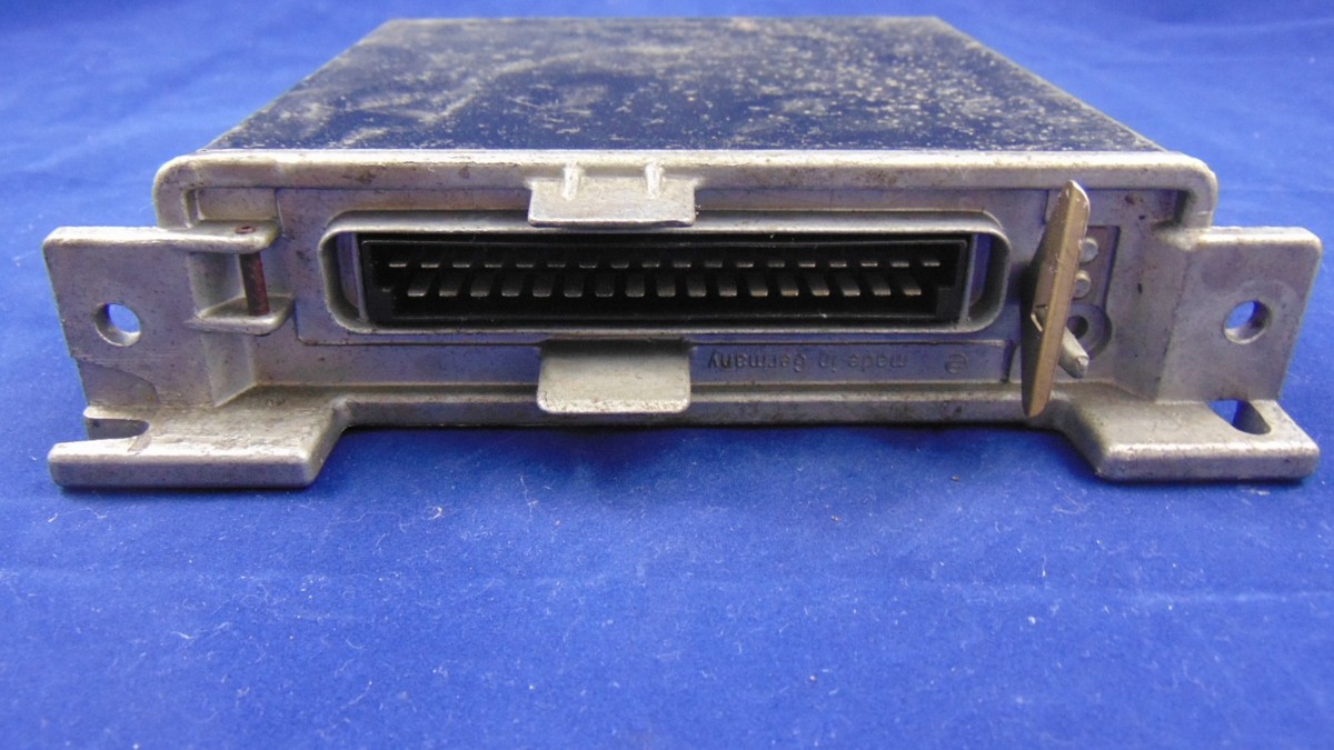 Entheogen 他CD4枚セット Engine Control Unit Bosch 0280000174-0 280 000 174 Lancia