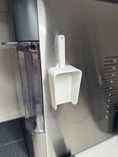 counter top ice maker, MAGNETIC ice scoop white