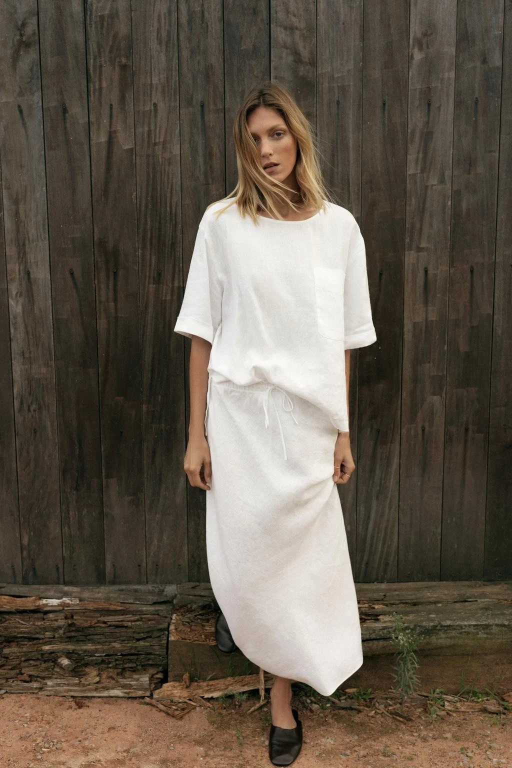 Zara Woman Collection White 100% Linen Midi Skirt Elastic Waistband Size S
Opens in a new window or