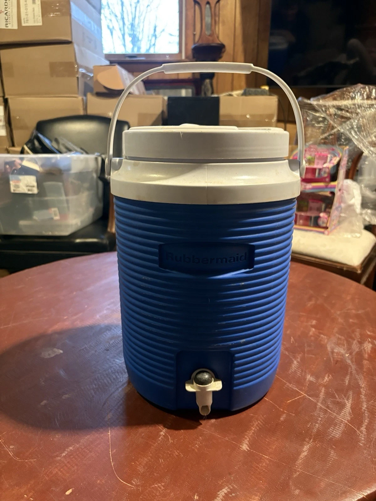 Vintage Rubbermaid 2 Gallon Beverage Cooler w/ Handle & Spout Blue & White