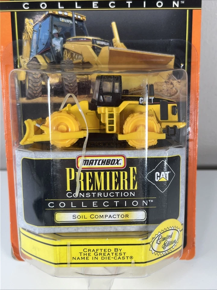 1999 Matchbox Premiere Construction Collection CAT Soil Compactor F23 C - Image 2 of 3