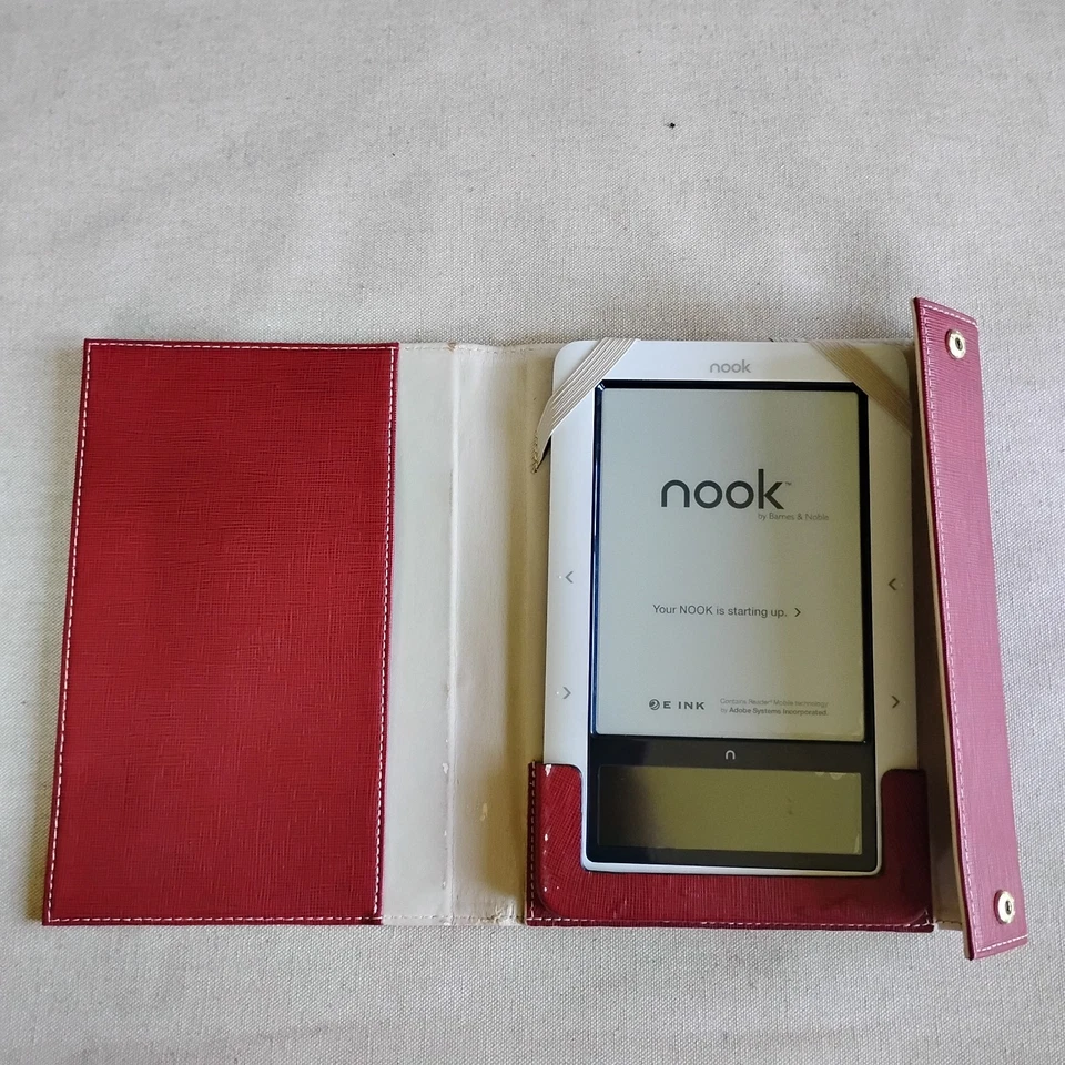 Barnes & Noble Nook с чехлом и зарядным устройством не имеет аккумулятора на запчасти - Изображение 2 из 4