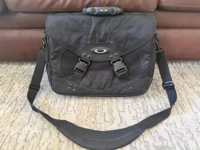 Oakley Messenger Bag for sale | eBay