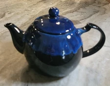 Tea Pot With Infuser 34 Oz Blue And Black Glaze