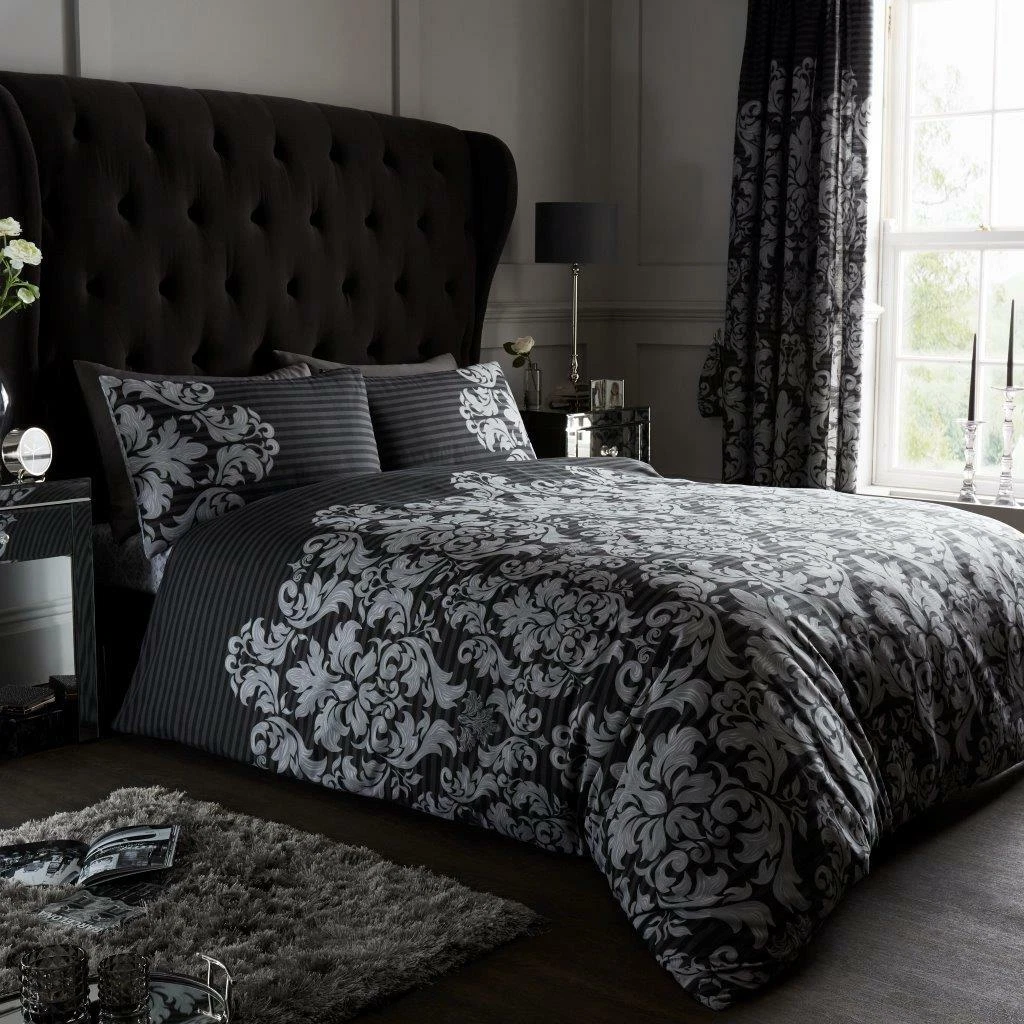 Black sale damask comforter